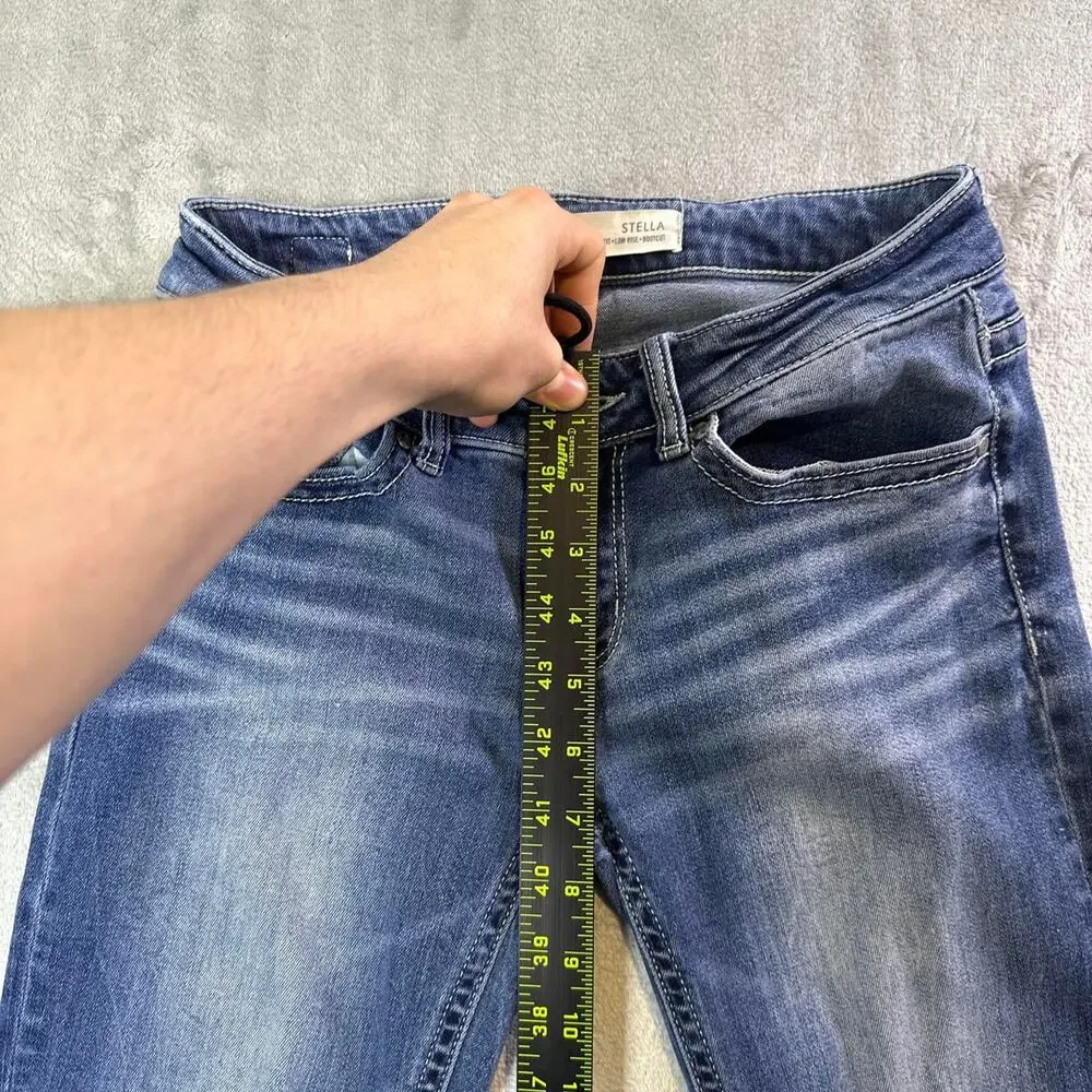 BKE Stella Womens Bootcut Jeans Size 26x31.5 Medium Wash Western Stretch Denim - Picture 6 of 8